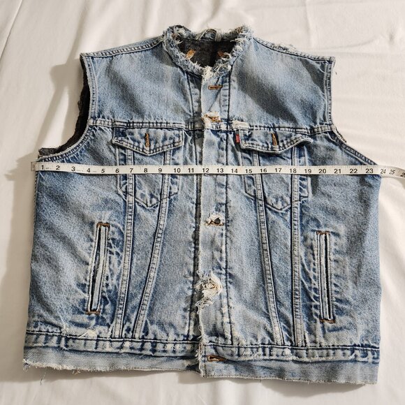 Levi's Mens Size Large Blue Denim Distressed Shredded Trucker Vest Jacket Grunge - Picture 14 of 14